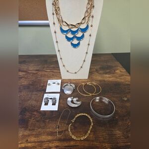 Vintage Costume Jewelry Lot of 12 Pieces